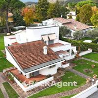 ESCLUSIVA VILLA UNIFAMILIARE