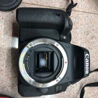 CANON EOS 800D
