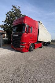 Scania R520 v8