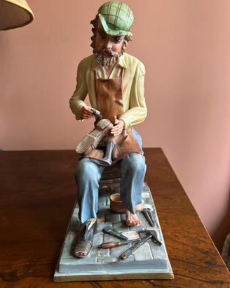 Statuetta calzolaio