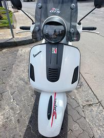 VESPA 300 GTS