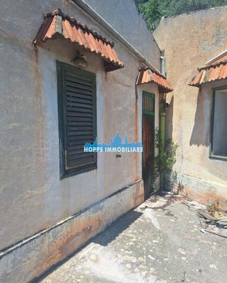 Villetta da ristrutturare monreale via p. novelli