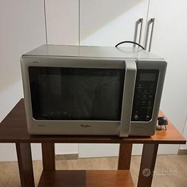 Microonde Whirlpool Compact
