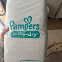 Pannolini baby dry da 7 a 18 chili (tg 4)