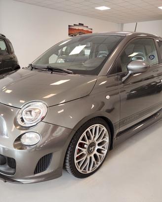 Abarth 500 1.4 Turbo T-Jet Custom