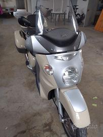 Scooter Aprilia scarabeo 500