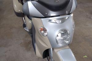 Scooter Aprilia scarabeo 500