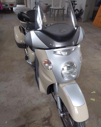 Scooter Aprilia scarabeo 500