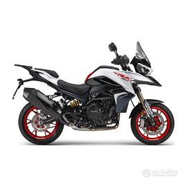 Benelli TRK 902 BENELLI STRADALE