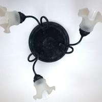 Due Lampadari con 3 punti luce, in metallo e ceram