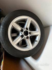 Gomme 205 55 r16 e cerchi style 43 bmw