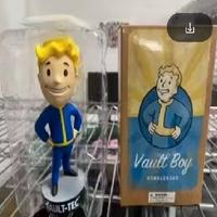 Fallout 4 Vault Boy Series 3 - action figures