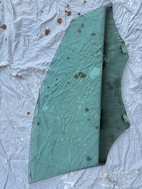 Vetro anteriore sinistro Mercedes classe A 180d