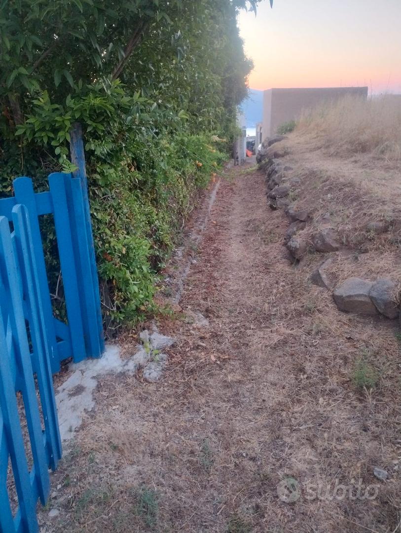Lipari - Rudere 60 mq + 1.200 mq di terreno - Altro