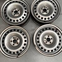 4 Cerchi in ferro 16 pollici Fiat 500L Doblò Opel 