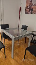 Tavolo allungabile 90x90 allungabile fino a 180cm