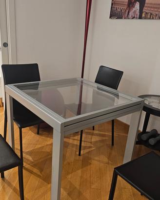 Tavolo allungabile 90x90 allungabile fino a 180cm