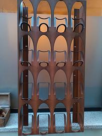 Portabottiglie 16 vani in metallo con finitura aci