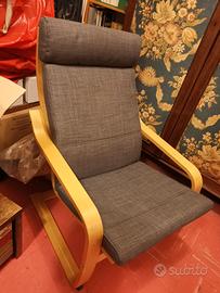 Poltrona a dondolo Ikea Poang