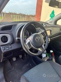 Toyota Yaris 2013 - 80000km