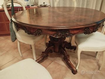 MOBILI ANTICHI E IN STILE