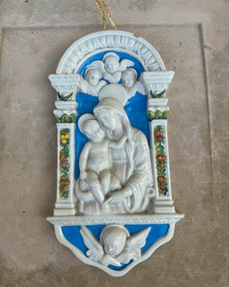 Madonna con bambino in maiolica da muro