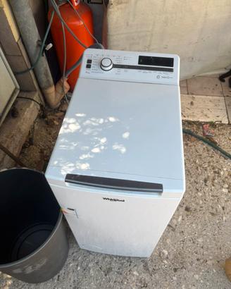 Lavatrice whirlpool 7kg carico alto A+++ 1200giri