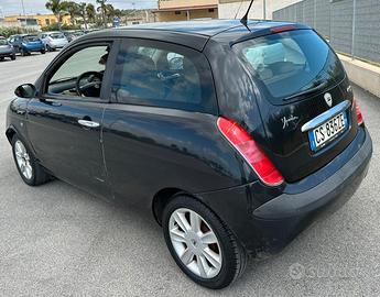 Lancia Ypsilon 1.3 Multijet 16V Argento