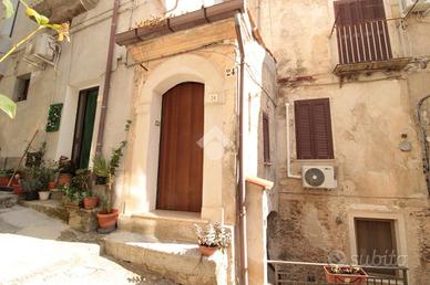 CASA INDIPENDENTE A VIBONATI