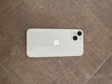 iPhone 13 + Apple Watch SE 1 generazione