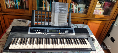 Tastiera Yamaha YPT-210