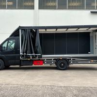 Allestimento trasporto auto coperto carroattrezzi