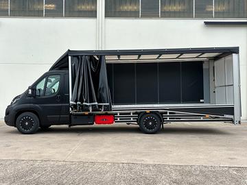 Allestimento trasporto auto coperto carroattrezzi