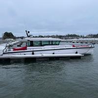 Axopar 37 xc cross cabin