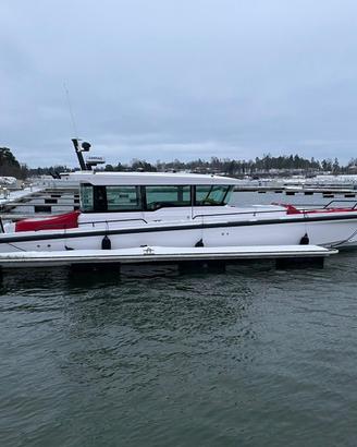 Axopar 37 xc cross cabin