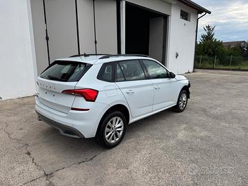 Skoda Kamiq 1.0 tsi Style 95cv - INCIDENTATA