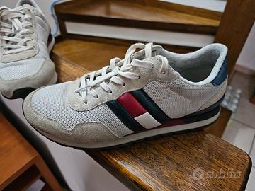 Tommy Hilfigher snakers 