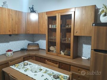 REGALASI camera da letto, cucina e divano (ME)