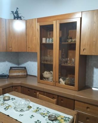 REGALASI camera da letto, cucina e divano (ME)