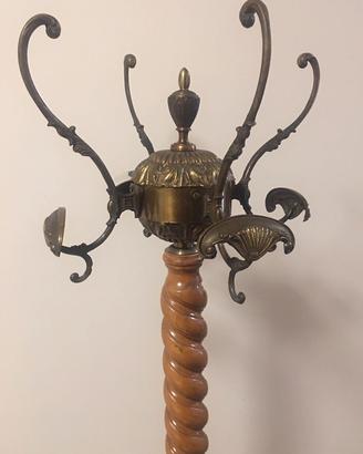 Attaccapanni in stile Bovolone