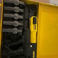 Pressatrice  radiale eletrica REMS