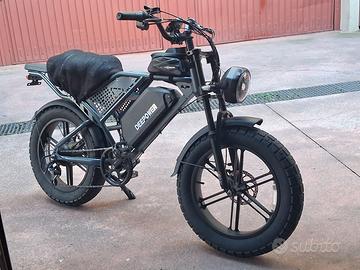 Bicicletta elettrica DeePower S7 48V 35Ah