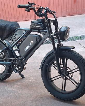 Bicicletta elettrica DeePower S7 48V 35Ah