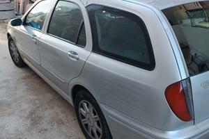 Lancia libra 2002
