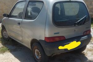 FIAT 600 DEL 2000