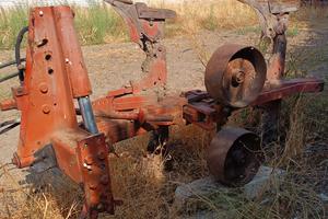 strumenti e macchine agricole