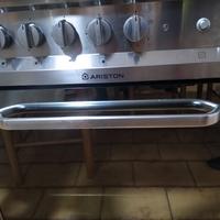 Fornello professionale  5 fuochi come nuovo