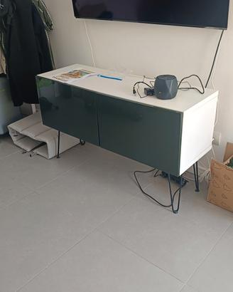 mobiletto TV  Ikea (migliorato) 