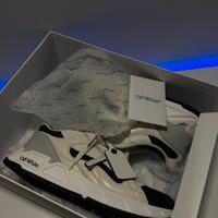 Off White Kick Scarpe