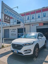 Tucson II 2015 1.7 crdi Comfort 2wd 115cv